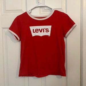 Super cute red Levi’s shirt